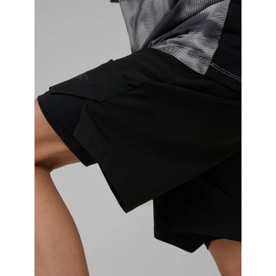 6. Schnelltrocknende Sportshorts 4F 4FJRSS26TFSHM1751-20S