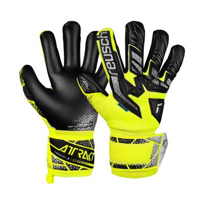 8. Reusch Attrakt Freegel Silver Jr 5572235 2025 Torwarthandschuhe