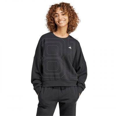 2. adidas Essentials Small Logo W Sweatshirt IX7940