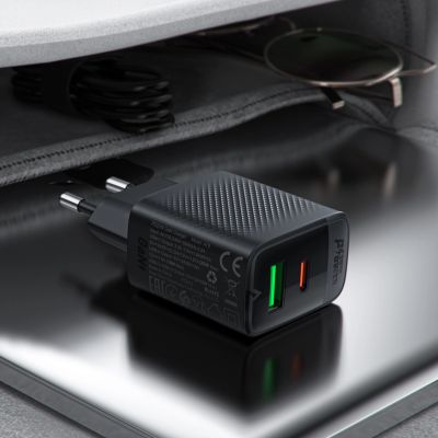 7. Acefast A78 GaN USB-A / USB-C PD 20W Netzwerkladegerät - Schwarz