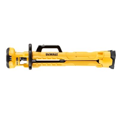6. DeWalt DCL079-XJ Teleskop-Stativlampe (3000 lm; Warmweiß)