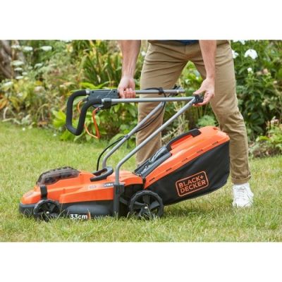 12. Black & Decker BCMW3318L2 Akku für Rasenmäher, schwarz/orange