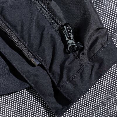 12. Berghaus Hillwalker Interactive Shell Herrenjacke, Größe M, Schwarz