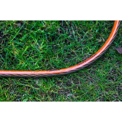 8. NEO Tools 15-845 Gartenschlauch