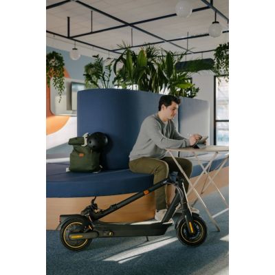 7. Ninebot by Segway KickScooter MAX G2 D 20 km/h Schwarz 15,3 Ah