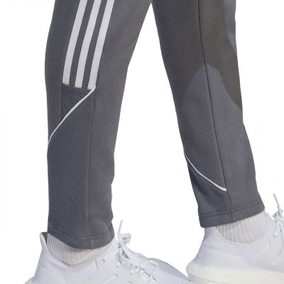 5.  adidas Tiro 23 Liga Sweat Trainingsanzug M HZ3019