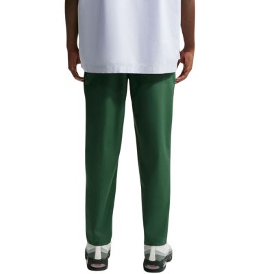 2. Nike Club Herrenhose Grün HJ1997 323