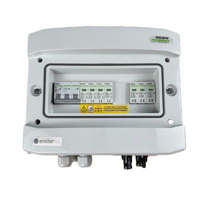 Hermetische IP65-EMITER-Anschlussbox für DC/AC mit Noark 1000V DC-Überspannungsableiter Typ 2, 1 x PV-String, 1 x MPPT // Noark AC-Begrenzer Typ 2, 10A 3-phasig