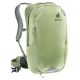 7. Deuter Race Air 14 + 3 Fahrradrucksack, Mineral/Handschuh