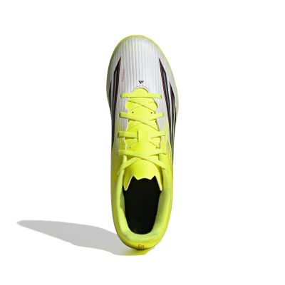 5. Adidas F50 Club TF JR9051 Schuhe