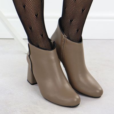 7. Elegante beige Leder-Ankle-Boots mit Blockabsatz, Jezzi OLI21-2