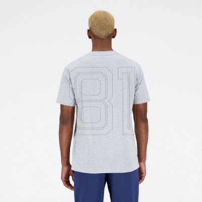 8. New Balance T-Shirt Essentials Reimagined Cott M MT31542AG