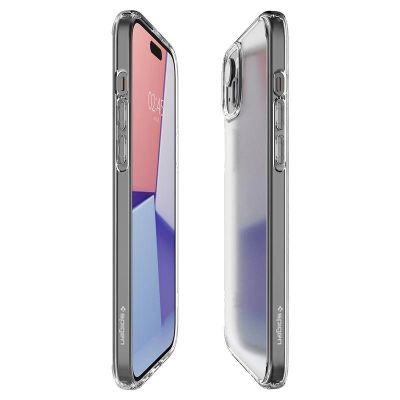 12. Spigen Ultra Hybrid-Hülle für iPhone 15 Plus – transparent und matt
