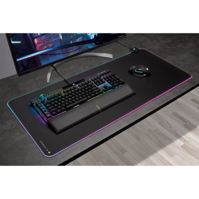3. Corsair MM700 RGB Extended XL Gaming-Mauspad