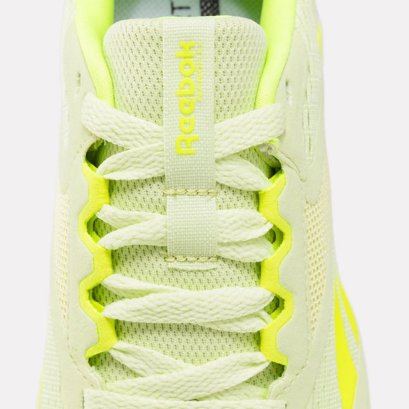 7. Reebok Nanoflex TR 2 W 100205405 Schuhe
