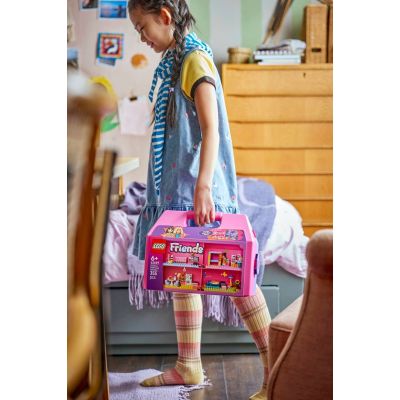11. LEGO Friends 42697 – Kreativkoffer mit Puppenhaus