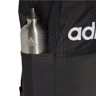 4. Adidas Classic Day JD9567 Rucksack