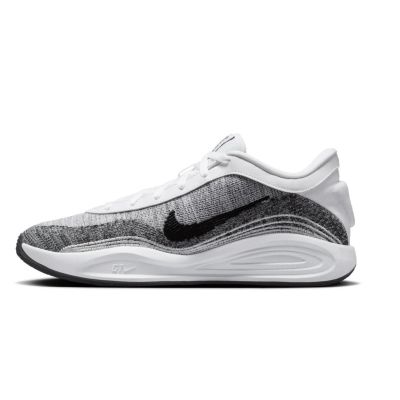 2. NIKE GT HUSTLE ACADEMY SCHUHE FJ7791-102