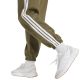 11. adidas Essentials 3-Streifen Fleece Loose-Fit W JX7698 Hose
