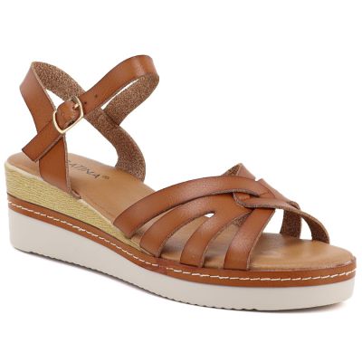 67. Beige, geschlossene Sandalen mit Lochmuster von Sabatina für Damen