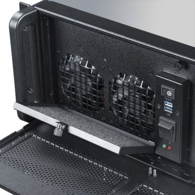 6. Chieftec UNC-410S-B-U3 Ständer Schwarz