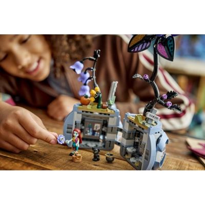 10. LEGO Disney 43288 – Sallys Blumentopf