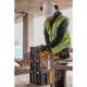5. DeWALT DCG418NT-XJ Tragbarer Bandschleifer, Schwarz, Gelb