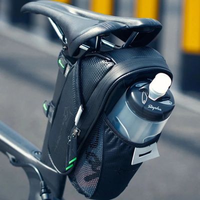 9. Rockbros C7-1 wasserdichte Fahrradtasche mit Sattelbefestigung 1,5l - Schwarz