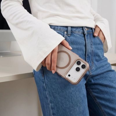 6. Tech-Protect MagZero MagSafe Hülle für iPhone 17 Pro Max / 18 Pro Max – Mattbraun
