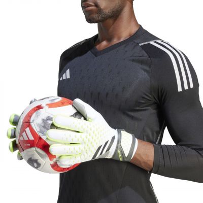 5. adidas Predator League Handschuhe M IA0879