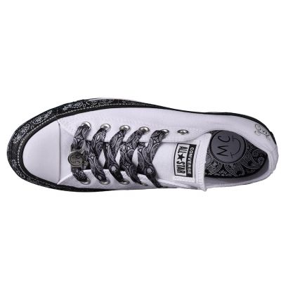 3. Converse X Miley Cyrus Chuck Taylor All Star M 162235C Schuhe