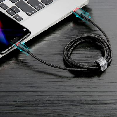 11. Baseus Cafule USB-A / USB-C QC 3.0 3A Kabel 0,5 m - Schwarz und Rot