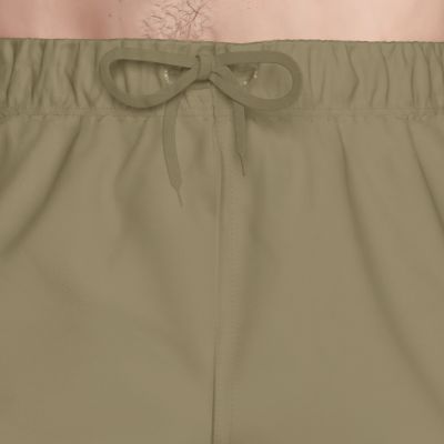 6. Nike Voyage Solid Essenti Parac Khaki NESSG454 241 Badeshorts