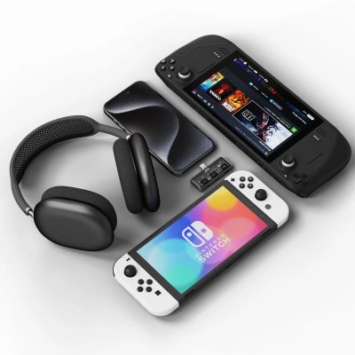 7. Satechi Mobile XR Hub, mobiler USB-C-Adapter mit Audio (1x USB-C 100W PD; 2.0 Daten und Audio, 1x USB-C DP 1.4 4K@60Hz; 3.0 10 Gbit/s, 1x 3,5-mm-Audio-Ein-/Ausgang), Space Grau