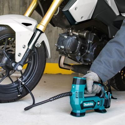 5. Mini-Akku-Kompressor 12V MP100DZ MAKITA