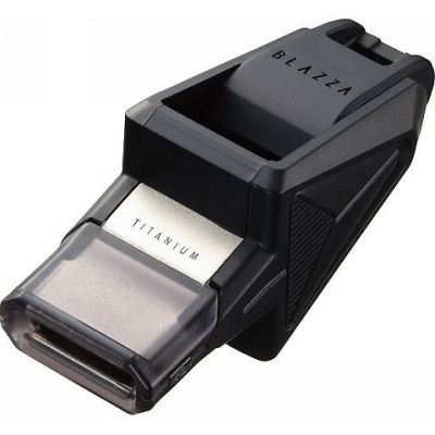 9. Molten Blazza Basketballpfeife RA0040-K HS-TNK-000008329