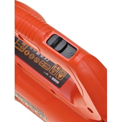4. 18V BCBL200L BLACK+DECKER Laubbläser