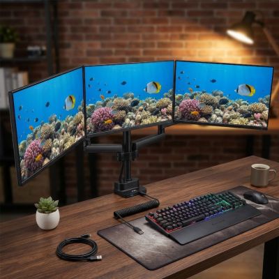 10. Maclean MC-811 Tischhalterung für 3 Monitore (Desktop; 17" - 27"; max. 20 kg)