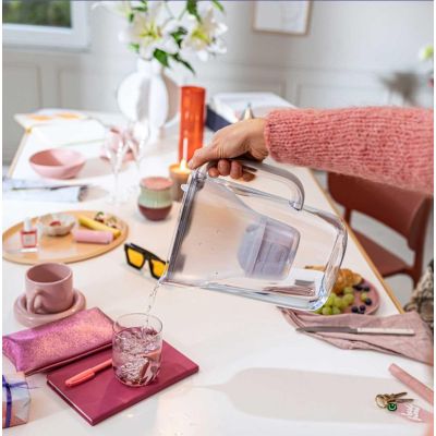 8. Brita Essential XL Wassertank + 3 Filterkartuschen (weiß)
