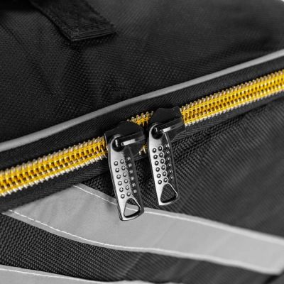 17. Große 3-in-1-Sporttasche "Undefeated" DBX-SB-22