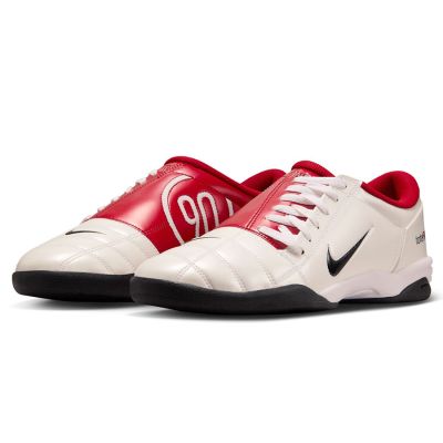 4. Nike Total 90 IC HQ2851-100 Schuhe