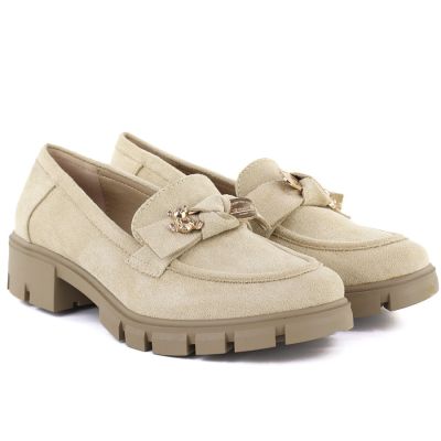 3. Damen-Wildlederschuhe mit Verzierung, beige M.Daszyński MR23106