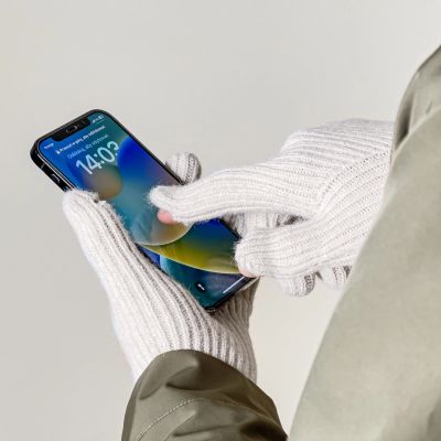 3. Geflochtene Telefonhandschuhe mit Aussparungen für die Finger – beige