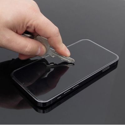 4. Sichtschutzglas mit Anti-Spionage-Filter für iPhone 15 Pro Wozinsky Sichtschutzglas – Schwarz