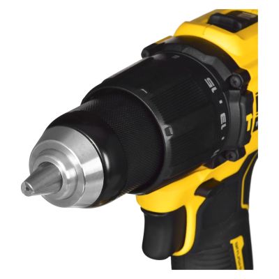 6. DeWalt 18V Kombi-Kit DCD709+DCF809 2x2,0Ah DCK2062D2T