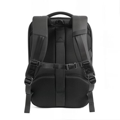 2. Tech-Protect Defender S70 RYANAIR & WIZZAIR 24L Laptop-Rucksack – Schwarz