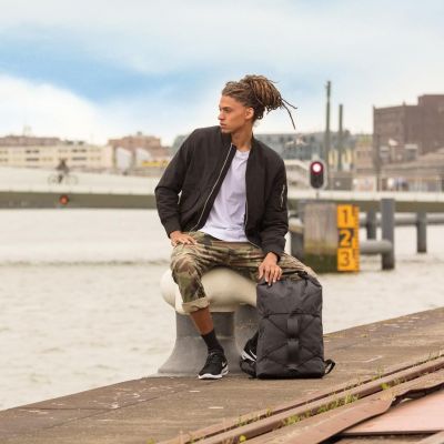 10. XD DESIGN BOBBY URBAN LITE SCHWARZER RUCKSACK P/N: P705.501