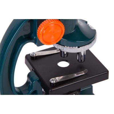 6. Levenhuk LabZZ M2 900x Optisches Mikroskop