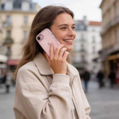 6. Tech-Protect Magmat Hülle für iPhone 16e / 17e – Transparentes Rosa