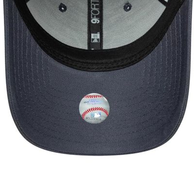 3. New Era League Essential 9FORTY New York Yankees Cap 60915917 Schwarz OSFM